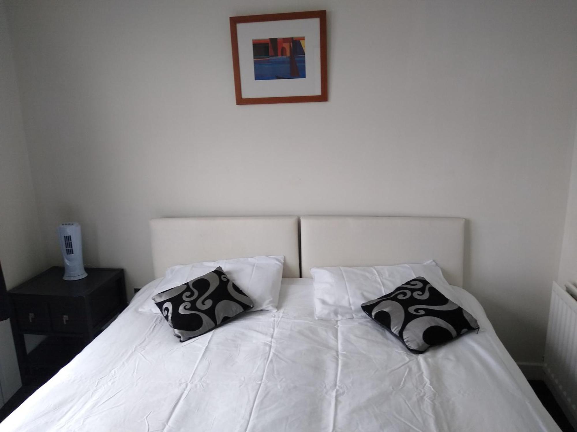 Room In Luxurious Penthouse Apartment 런던 외부 사진